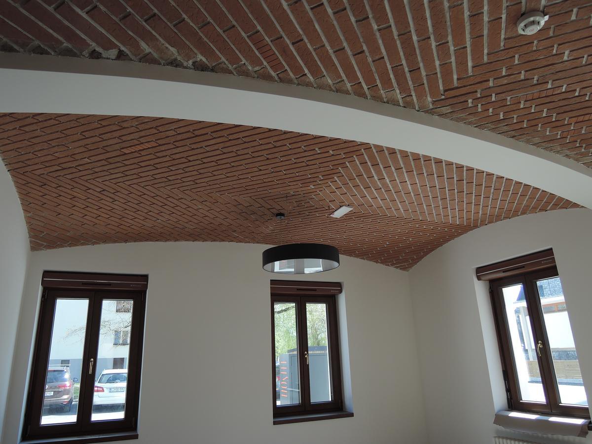 Hostel Bearlog Kocevje Ngoại thất bức ảnh