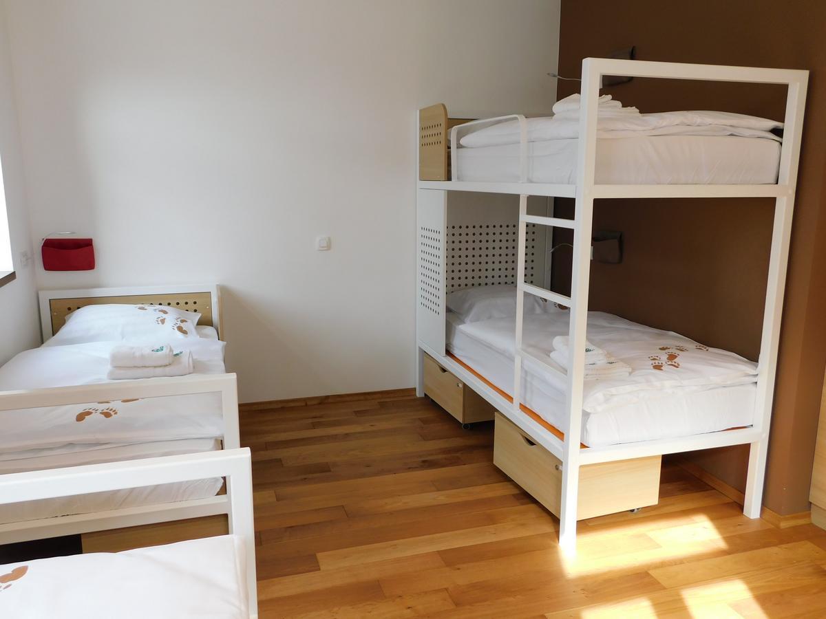 Hostel Bearlog Kocevje Ngoại thất bức ảnh