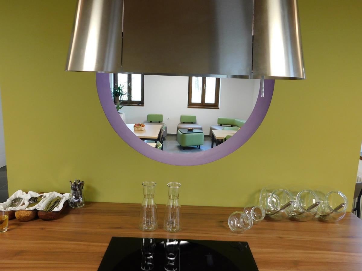 Hostel Bearlog Kocevje Ngoại thất bức ảnh
