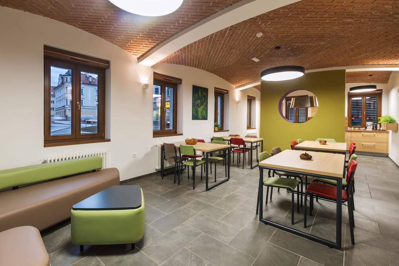 Hostel Bearlog Kocevje Ngoại thất bức ảnh